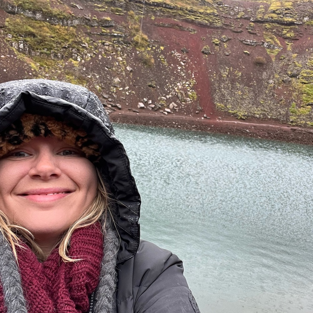 Meet your Posher, Sabrina